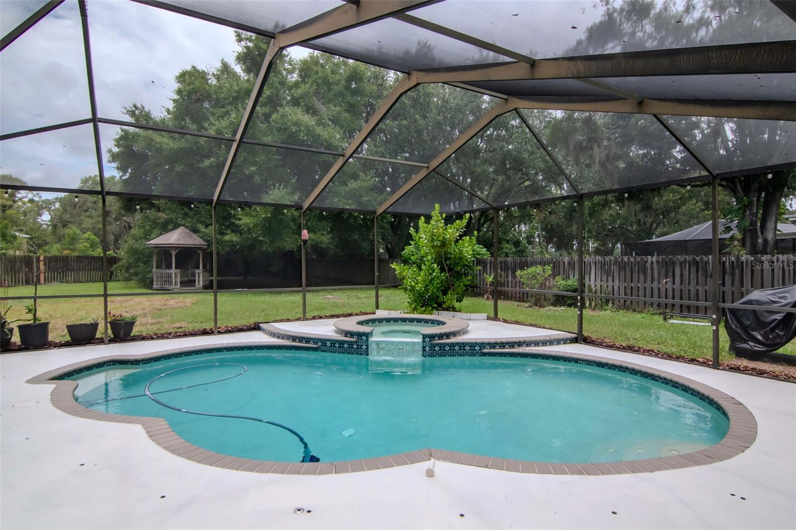 Image 41 of 64 For 18004 Clear Lake Drive