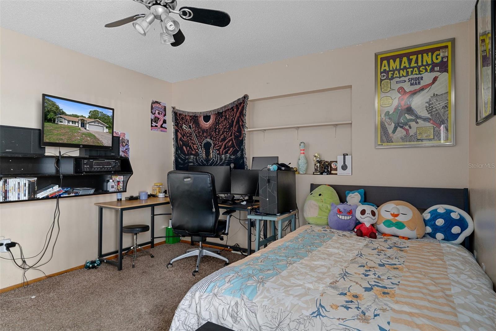 Listing photo id 46 for 204 Oak Lake Drive
