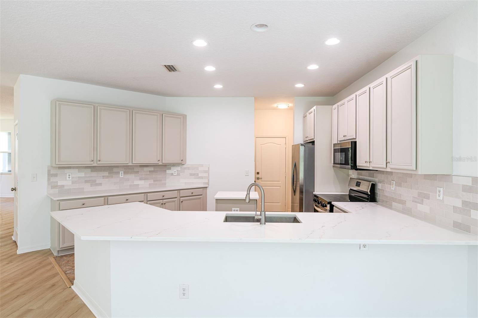 Image 10 of 44 For 10605 Marsanne Place