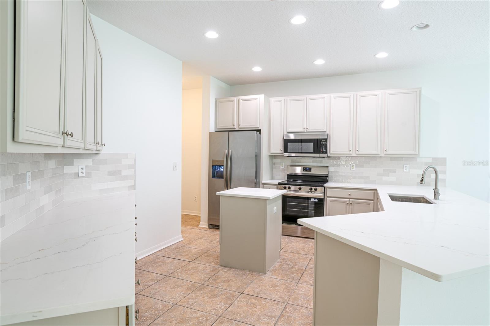 Image 12 of 44 For 10605 Marsanne Place