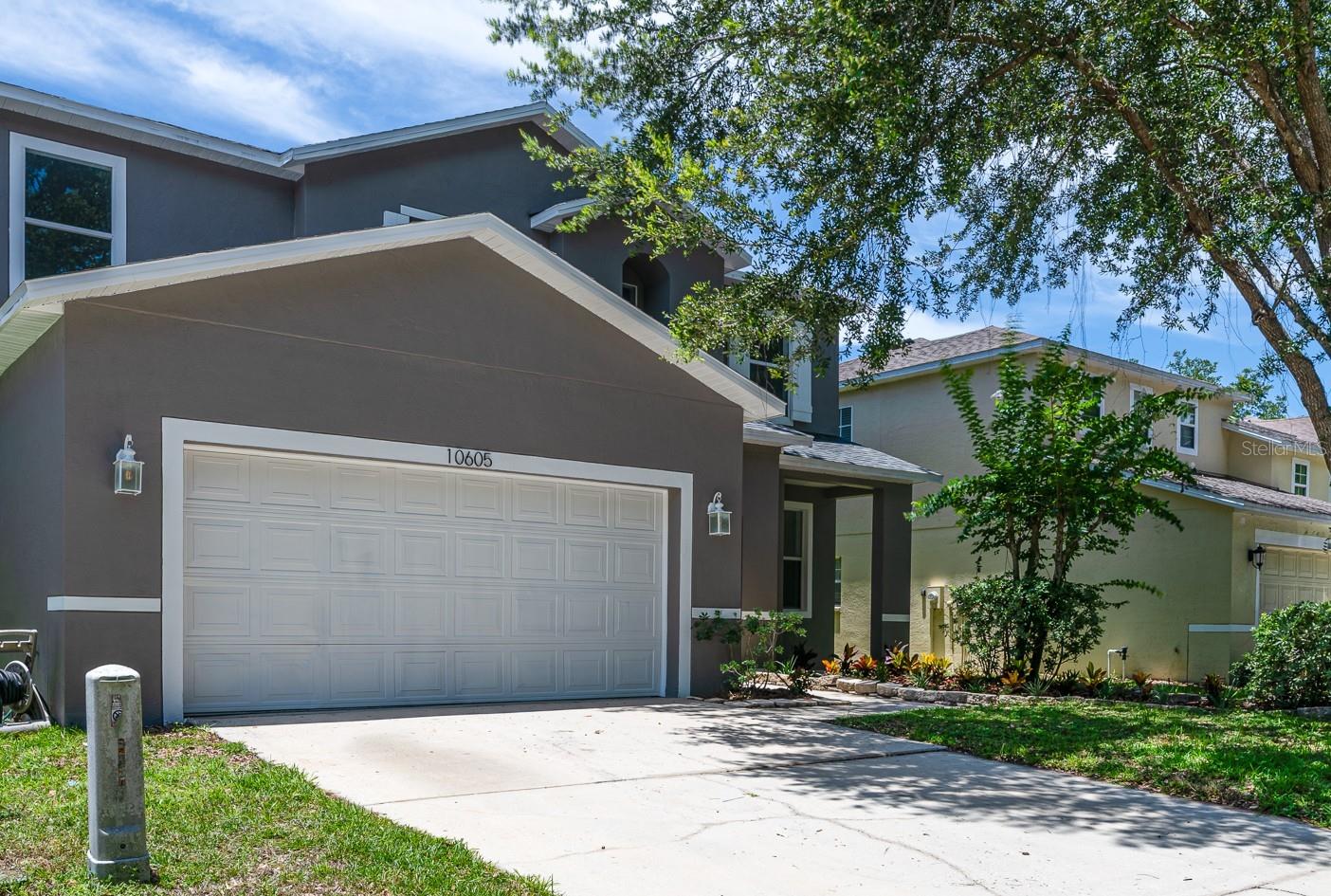 Image 2 of 44 For 10605 Marsanne Place