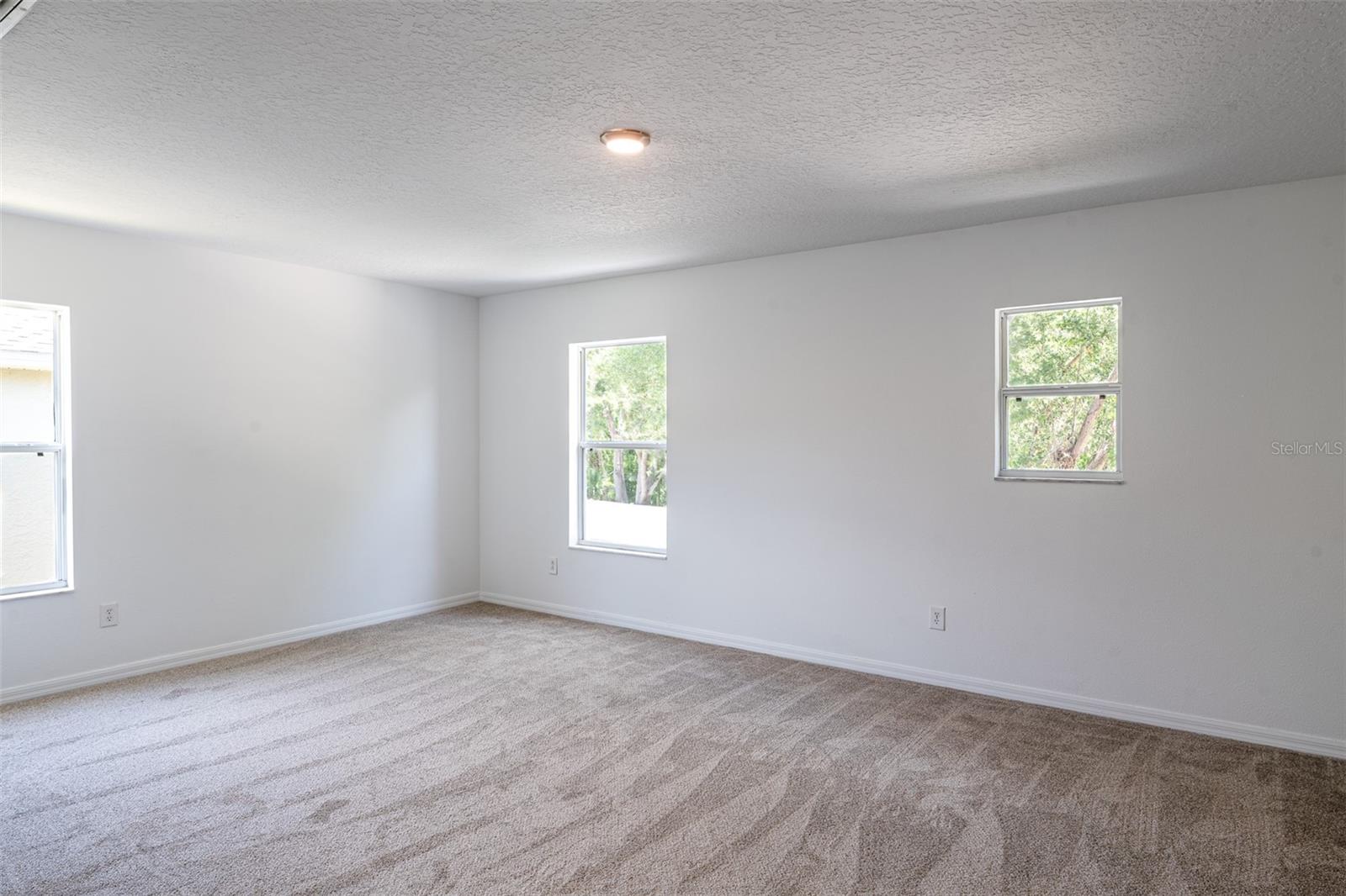 Image 25 of 44 For 10605 Marsanne Place