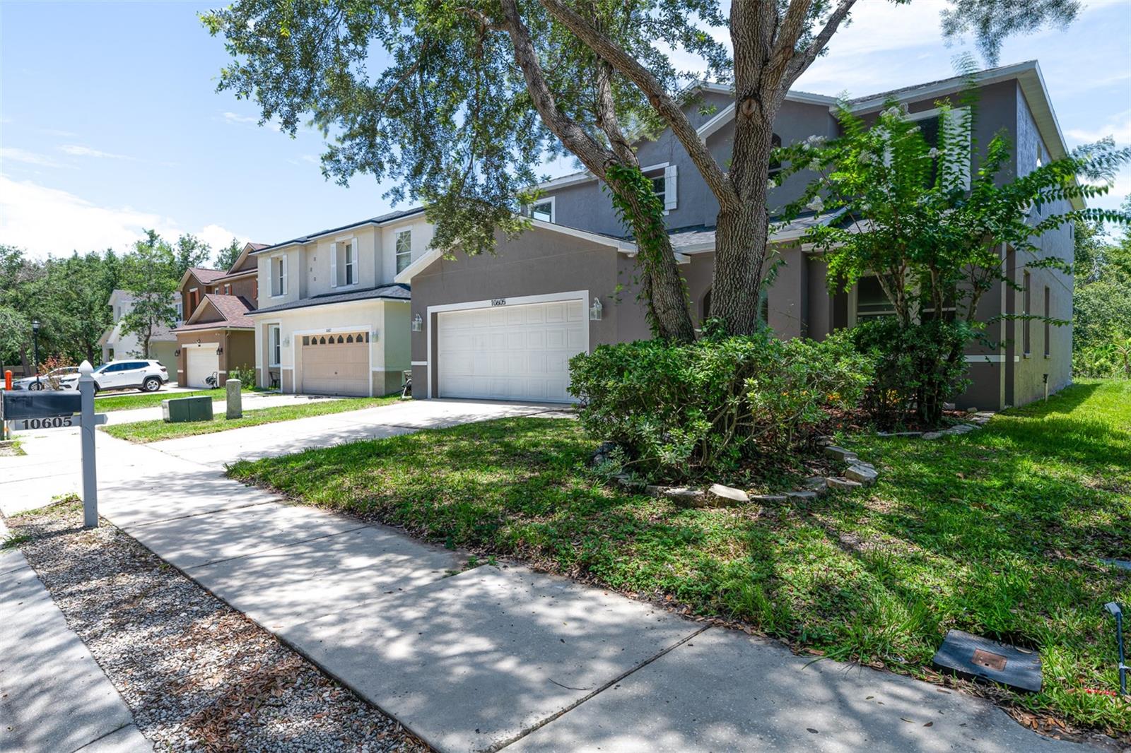Image 3 of 44 For 10605 Marsanne Place