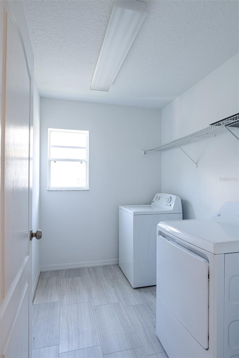 Image 41 of 44 For 10605 Marsanne Place