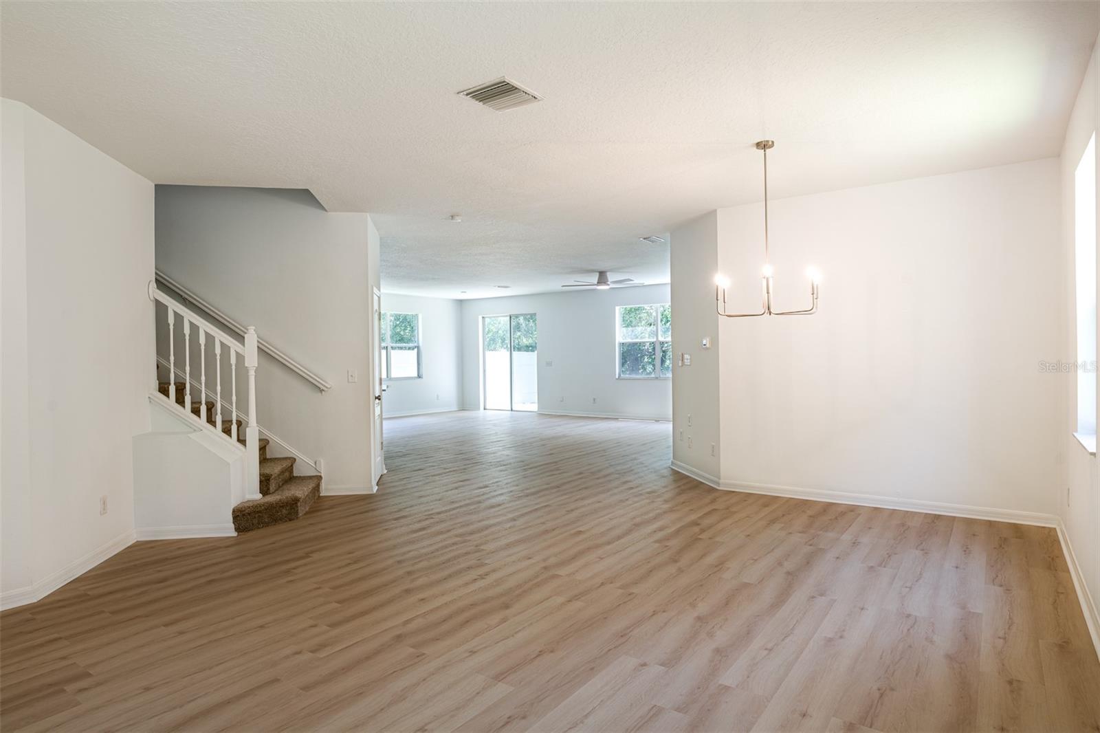 Image 5 of 44 For 10605 Marsanne Place