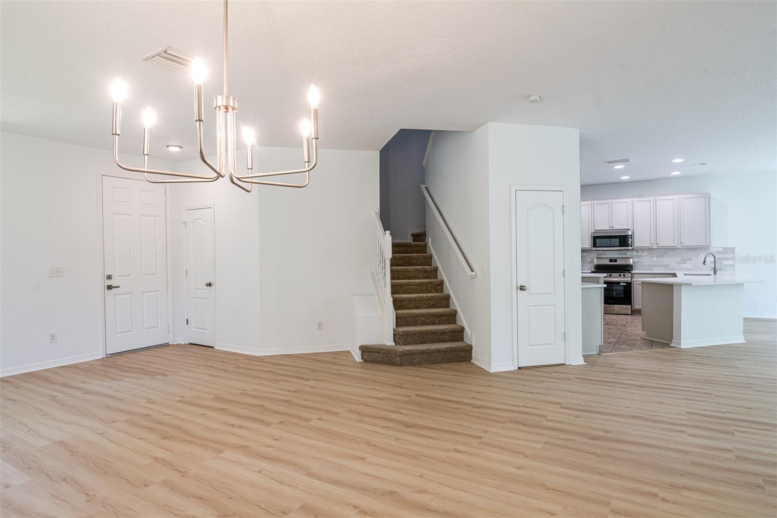 Image 6 of 44 For 10605 Marsanne Place