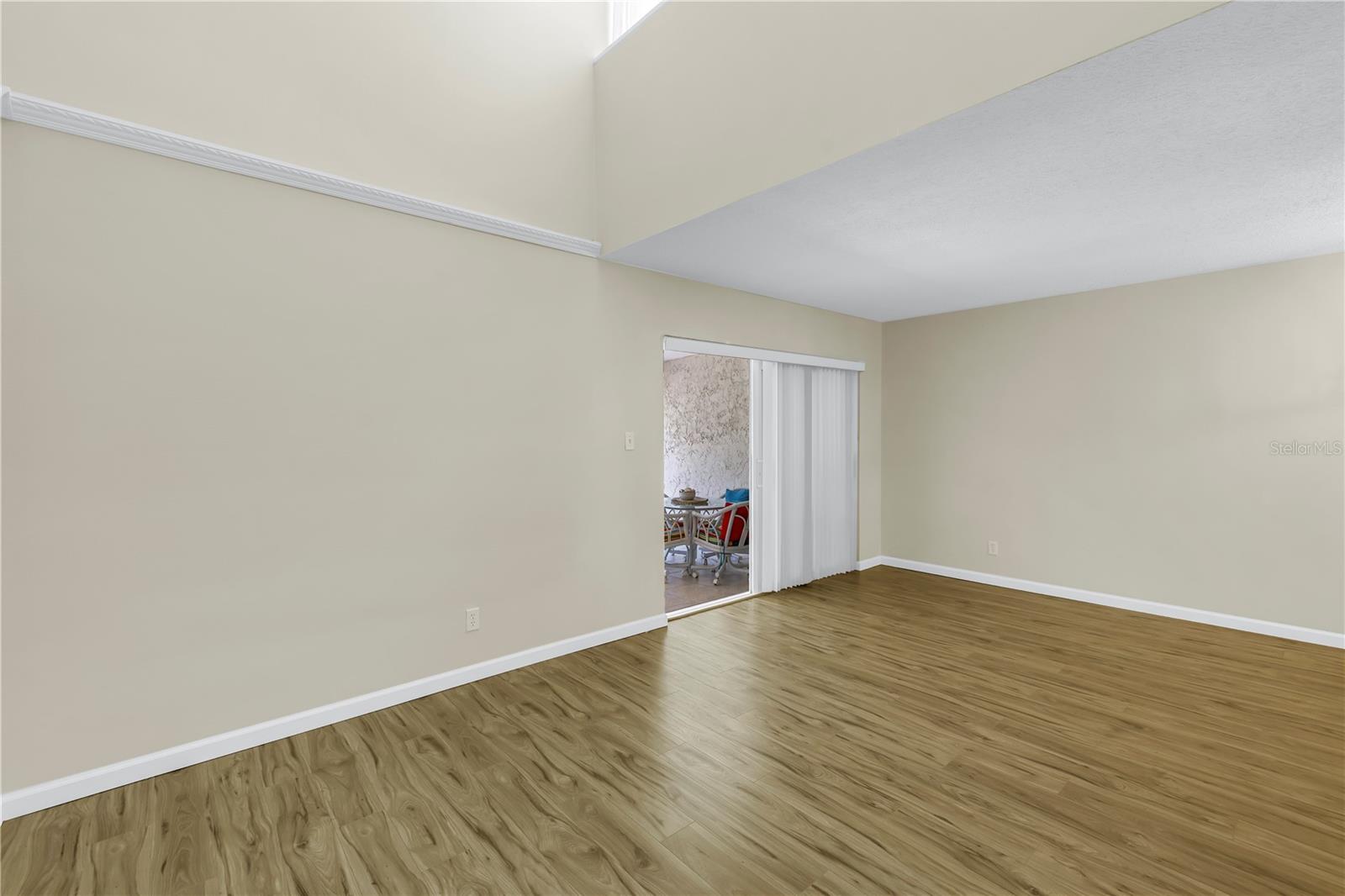 Image 12 of 69 For 4202 Harbor House Drive 24