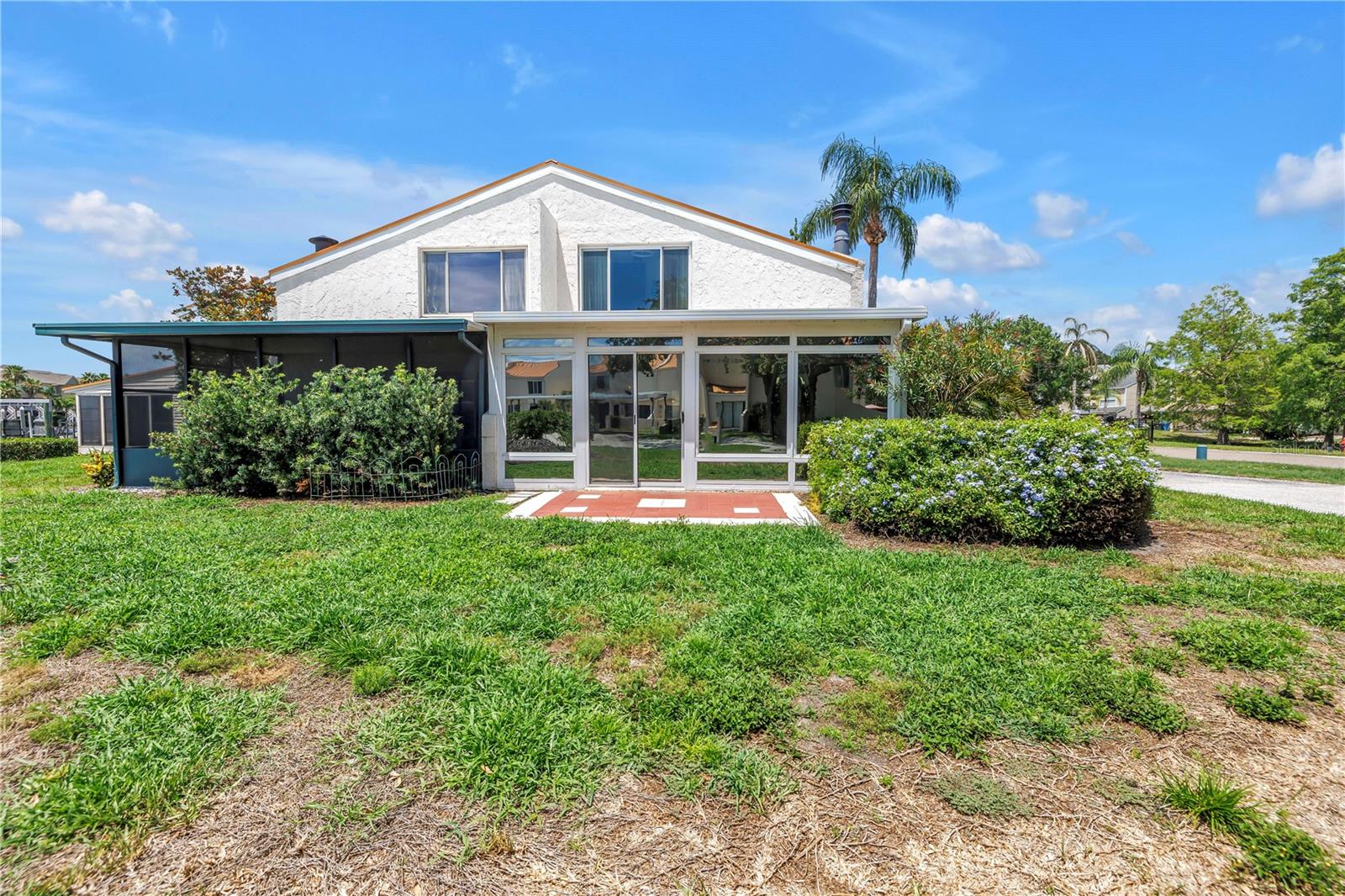 Image 31 of 69 For 4202 Harbor House Drive 24