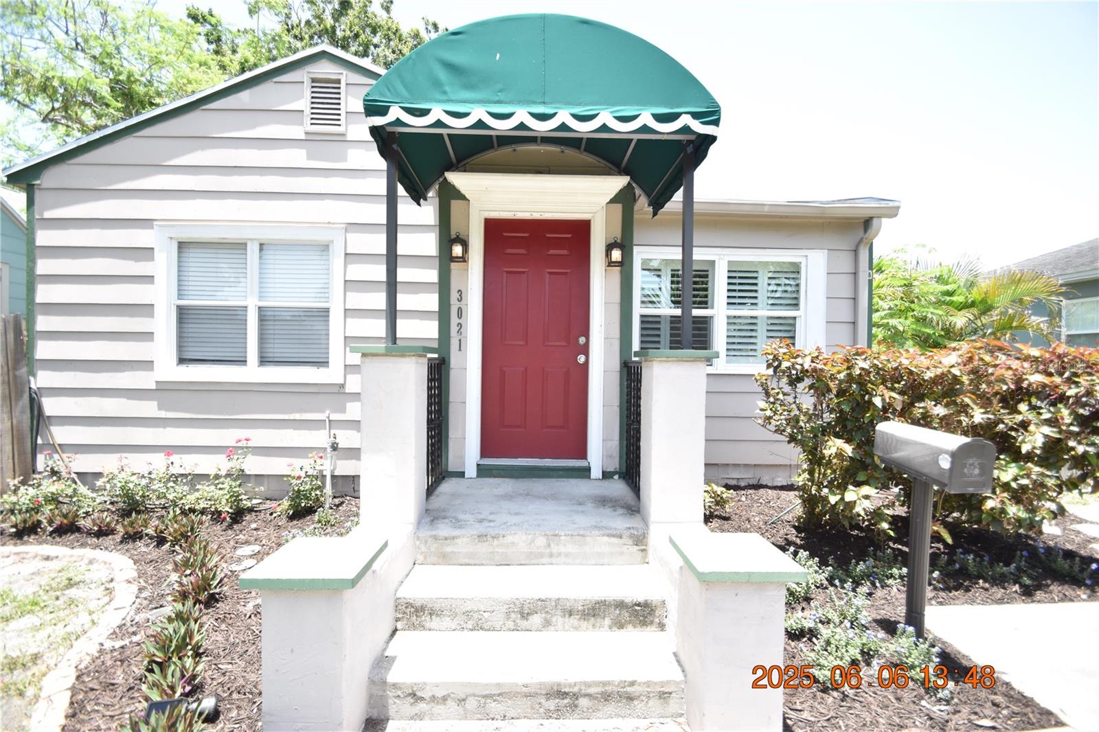 Details for 3021 6th Avenue N, ST PETERSBURG, FL 33713