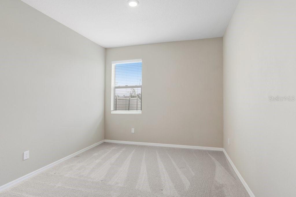Image 34 of 50 For 5430 Thistle Field Court