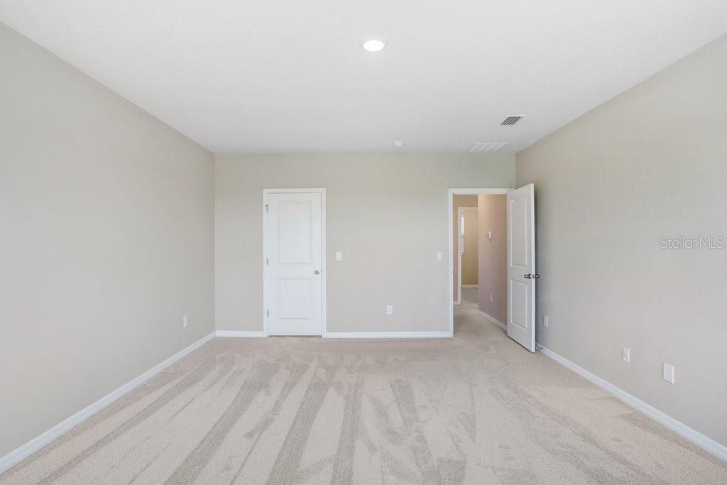 Image 39 of 50 For 5430 Thistle Field Court