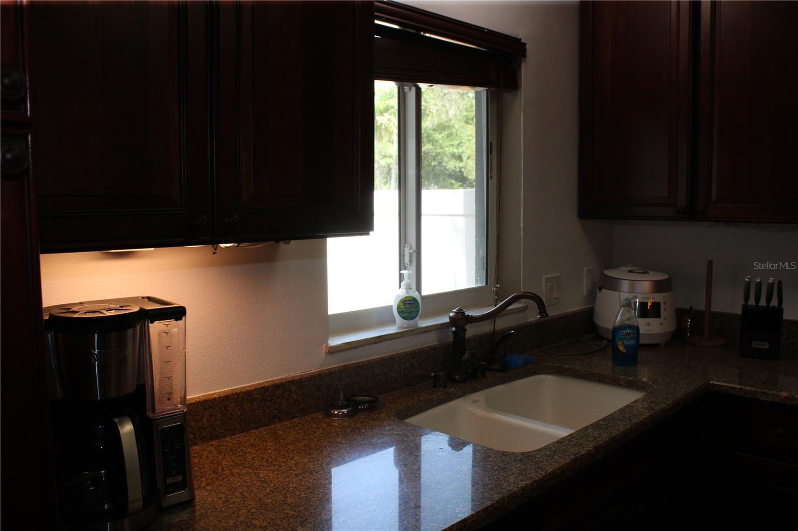 Image 11 of 32 For 12794 Palm Drive