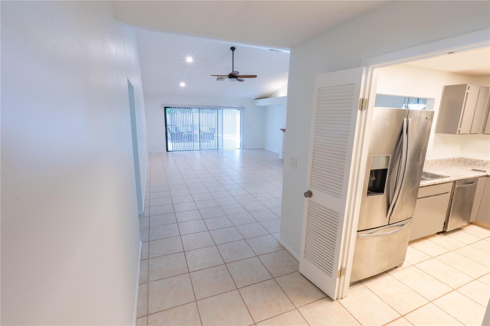 Image 12 of 32 For 15028 Redcliff Drive