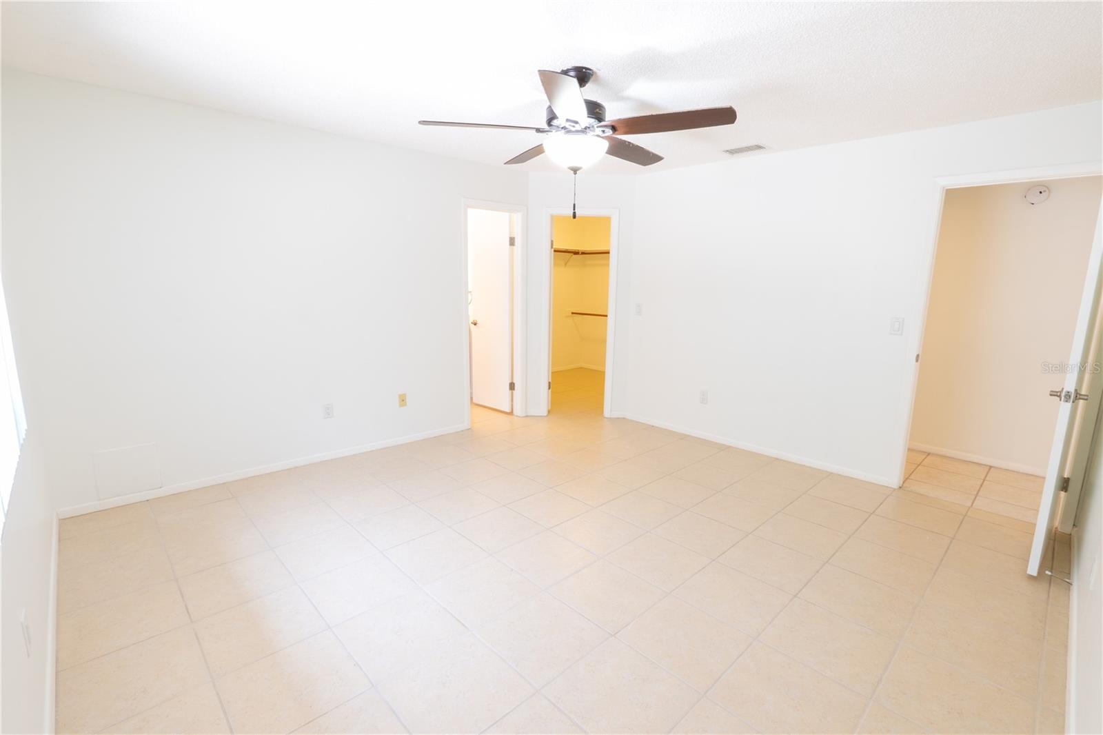 Image 20 of 32 For 15028 Redcliff Drive