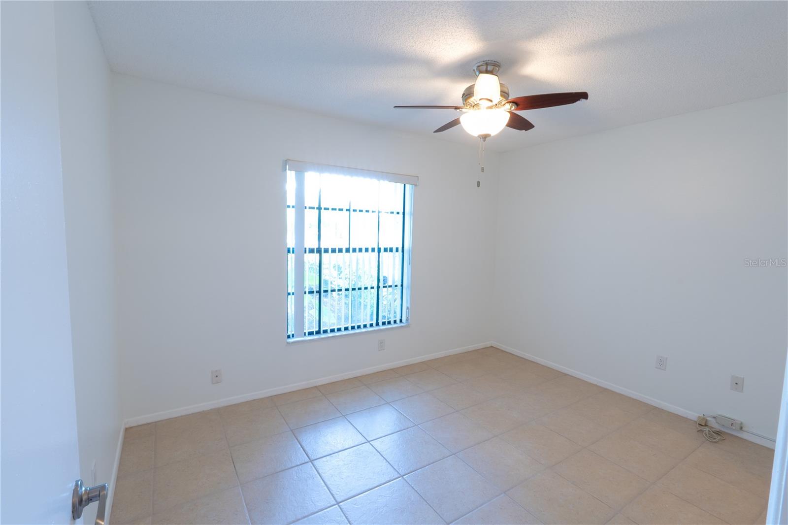 Image 27 of 32 For 15028 Redcliff Drive