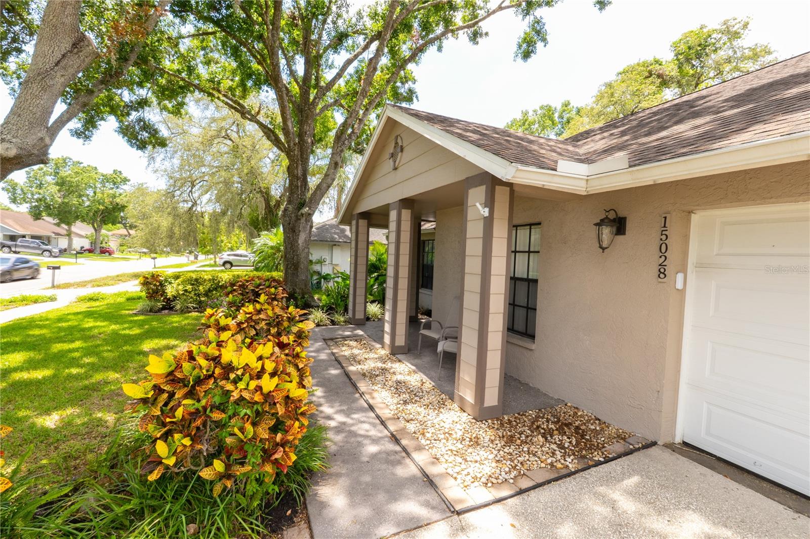 Image 6 of 32 For 15028 Redcliff Drive