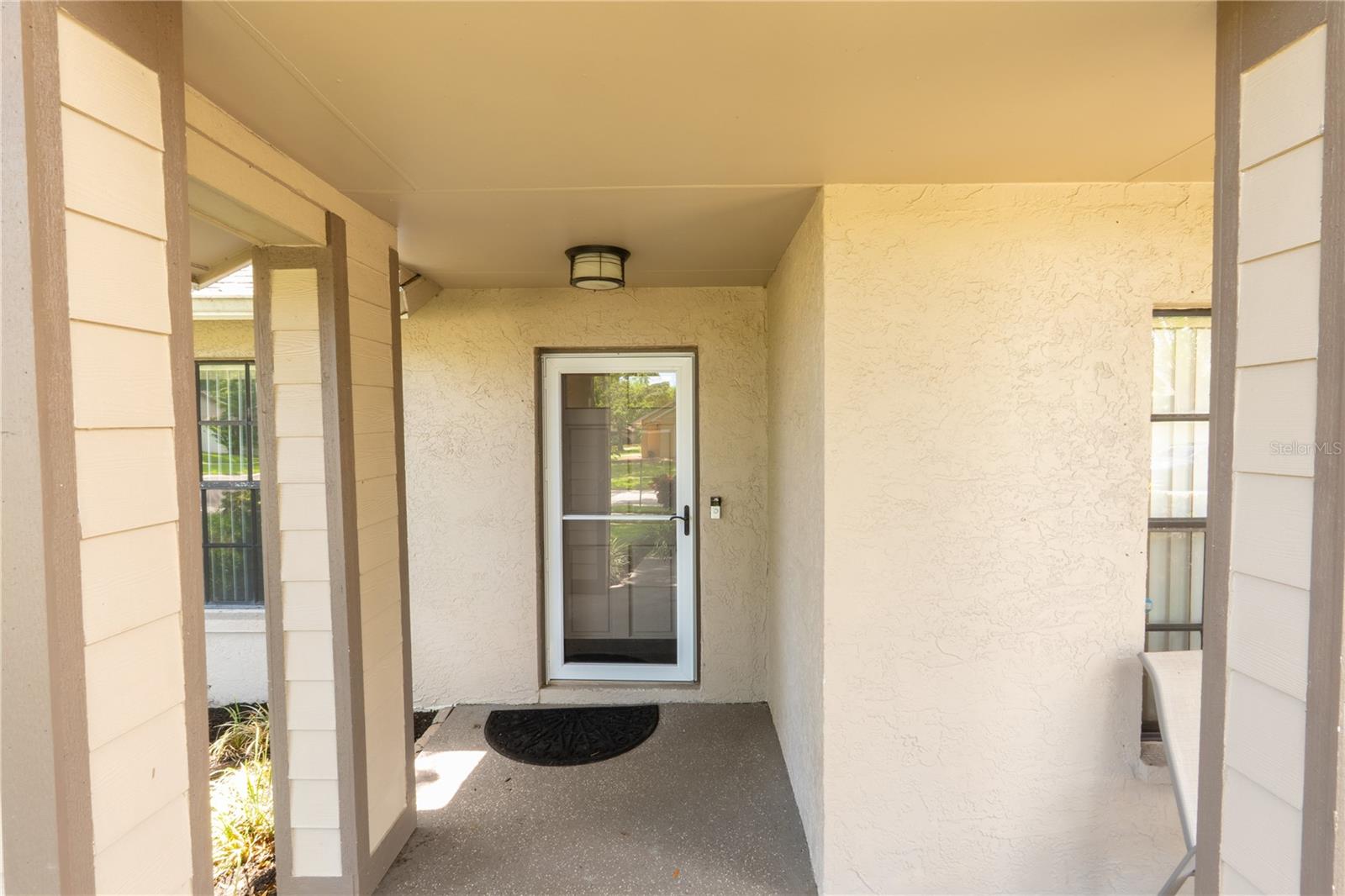 Image 7 of 32 For 15028 Redcliff Drive