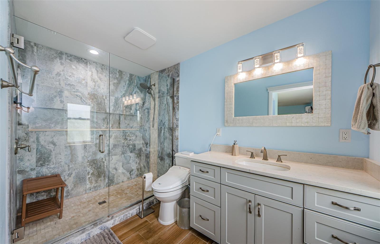 Image 17 of 35 For 14534 Yacht Club Boulevard