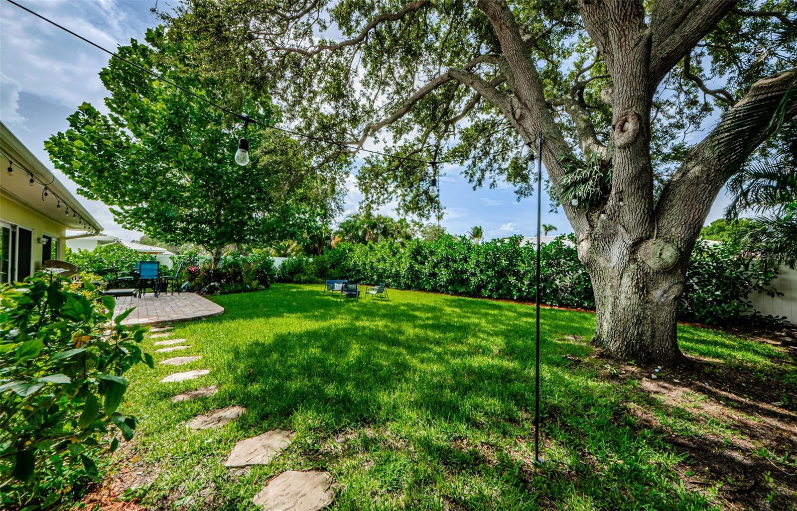 Image 22 of 35 For 14534 Yacht Club Boulevard