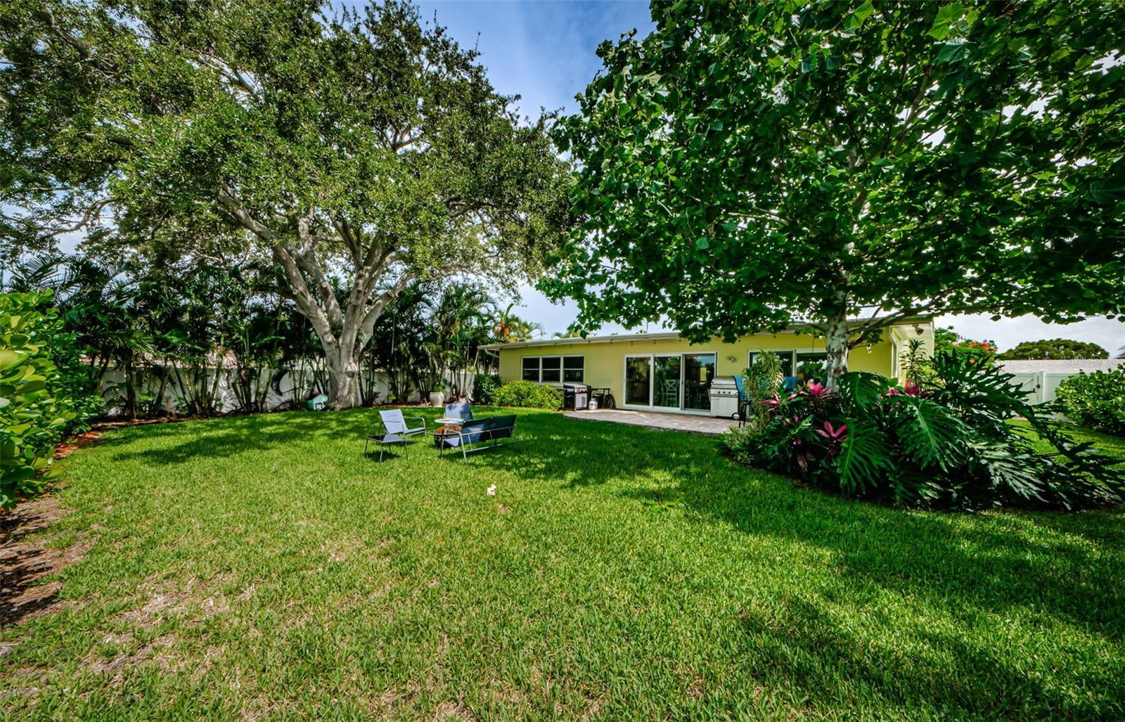 Image 24 of 35 For 14534 Yacht Club Boulevard