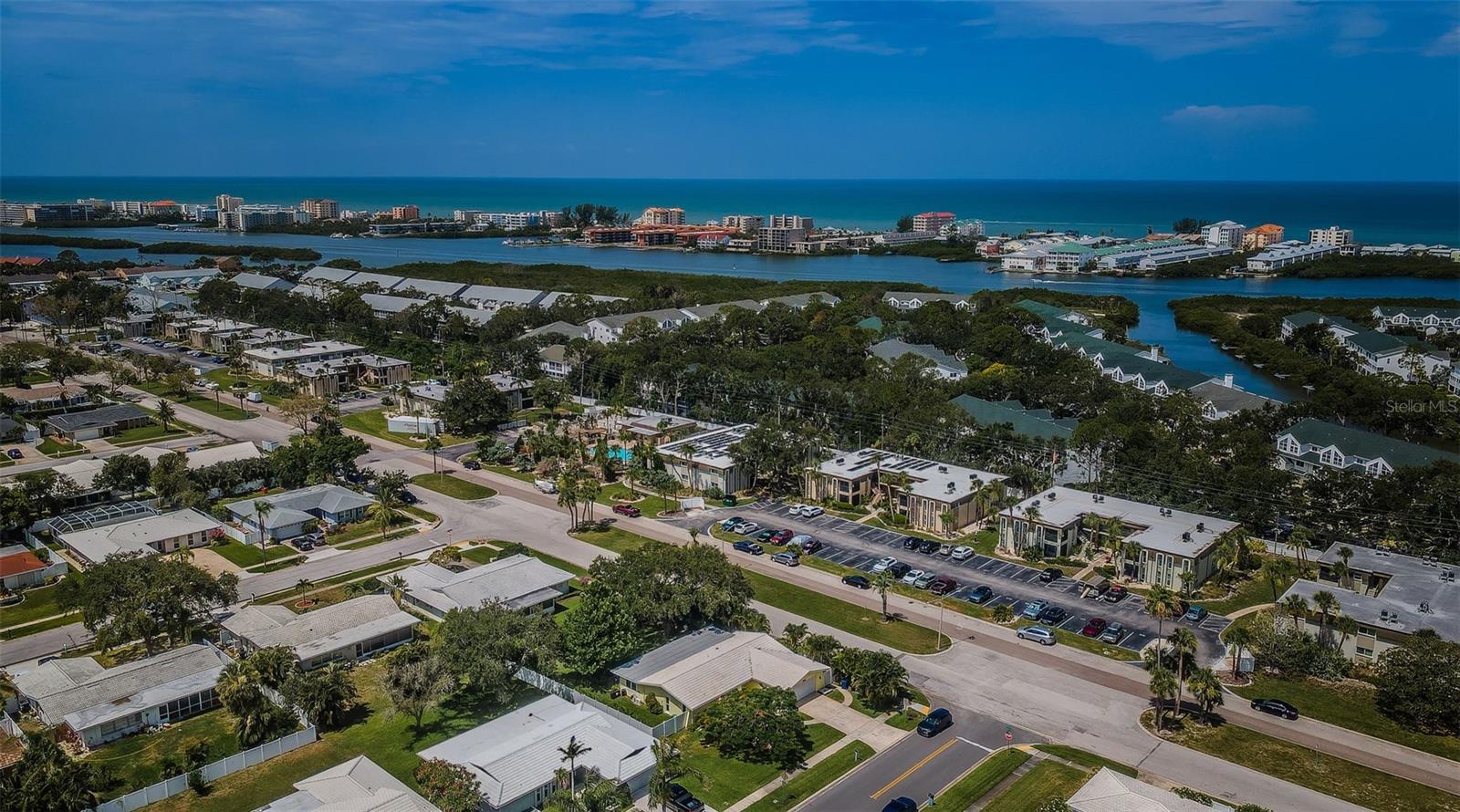 Image 4 of 35 For 14534 Yacht Club Boulevard