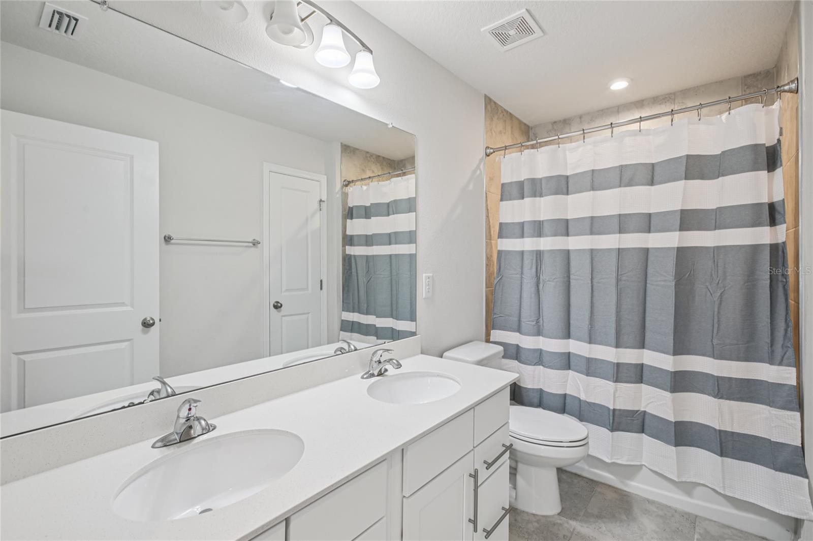 Image 21 of 40 For 10580 Gliding Eagle Way