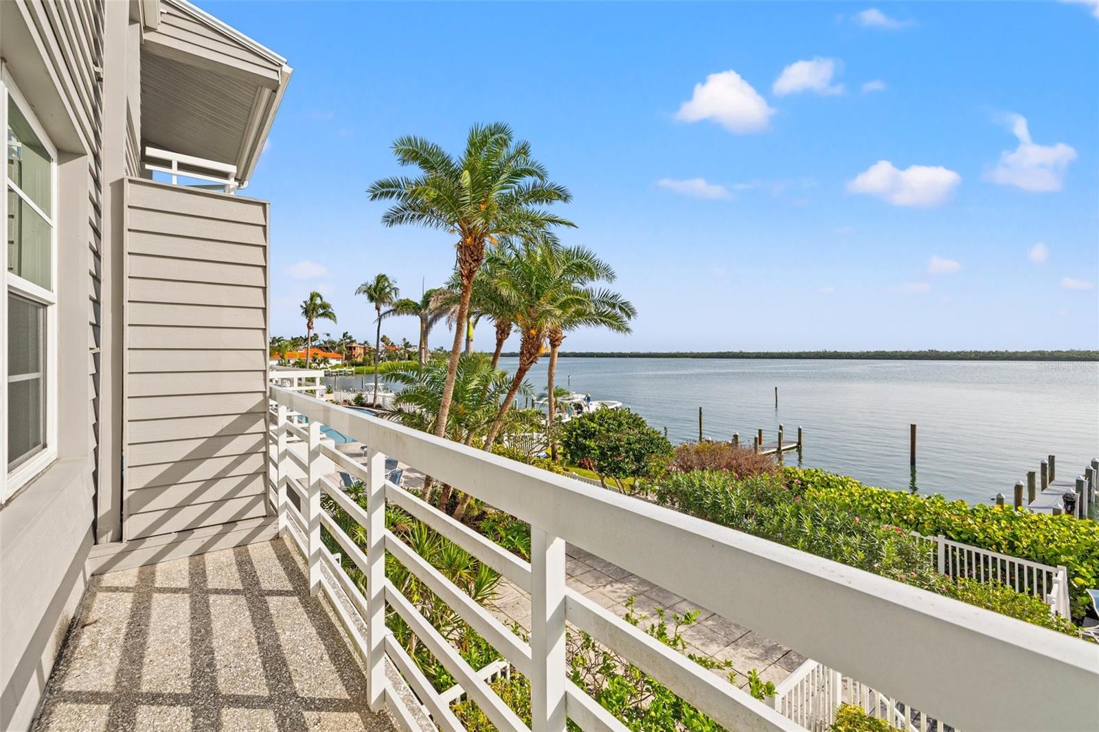 Image 14 of 28 For 615 Dream Island Place 210
