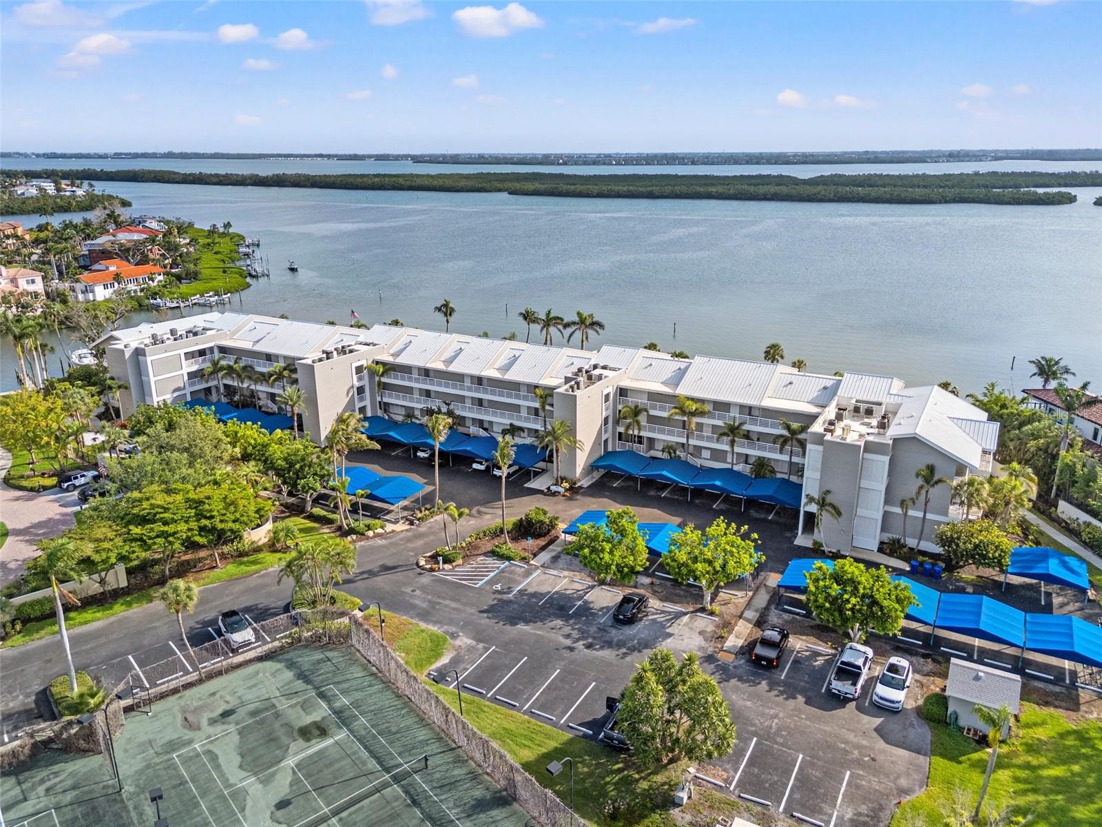 Image 27 of 28 For 615 Dream Island Place 210