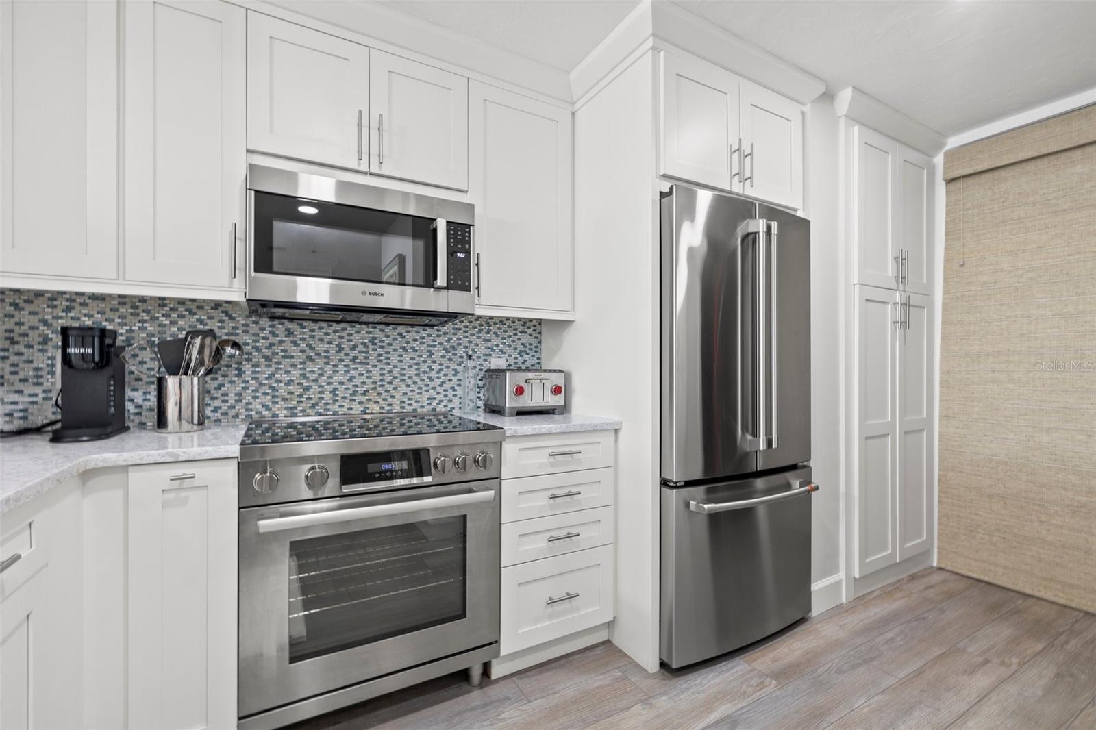 Image 4 of 28 For 615 Dream Island Place 210