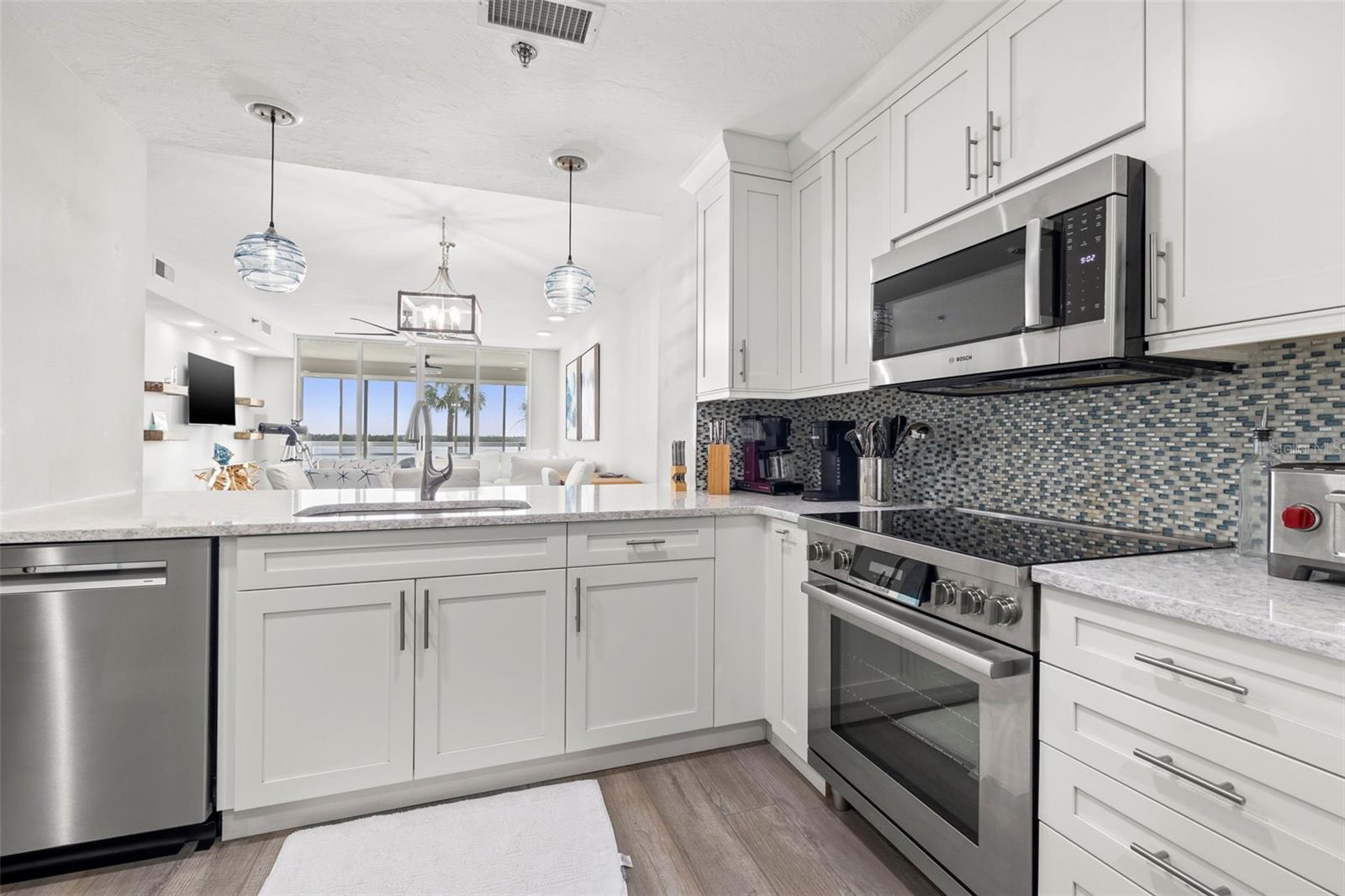Image 5 of 28 For 615 Dream Island Place 210