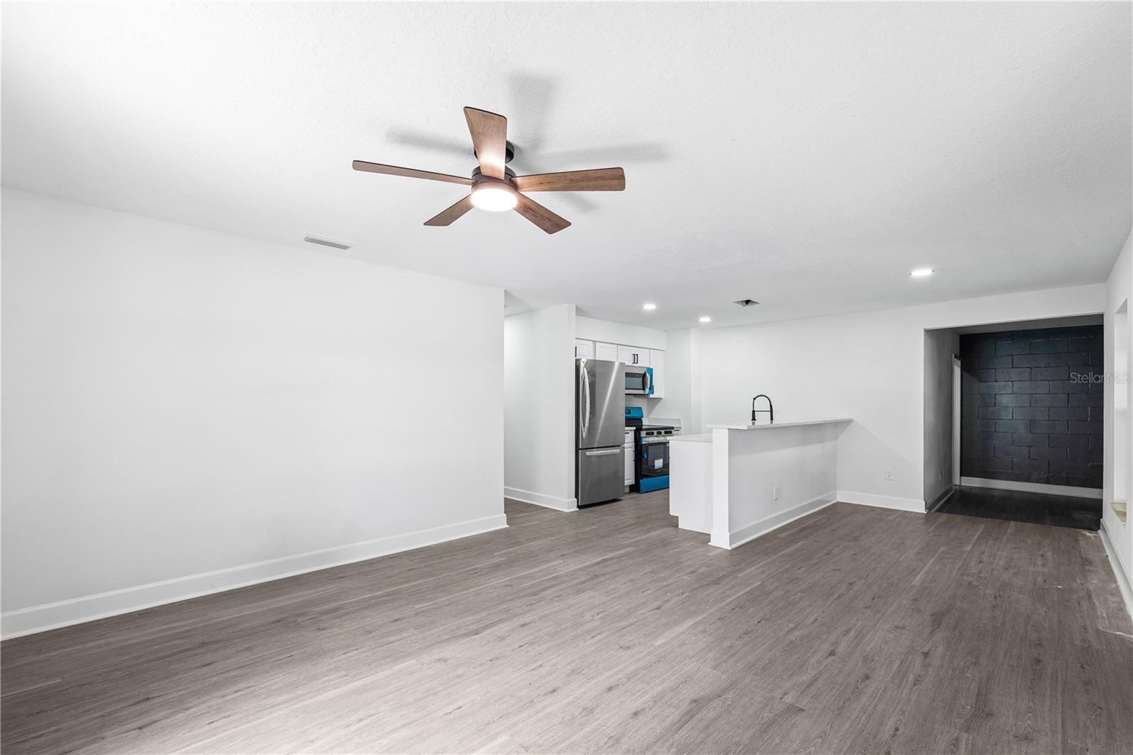 Image 16 of 36 For 3632 Comanche Avenue
