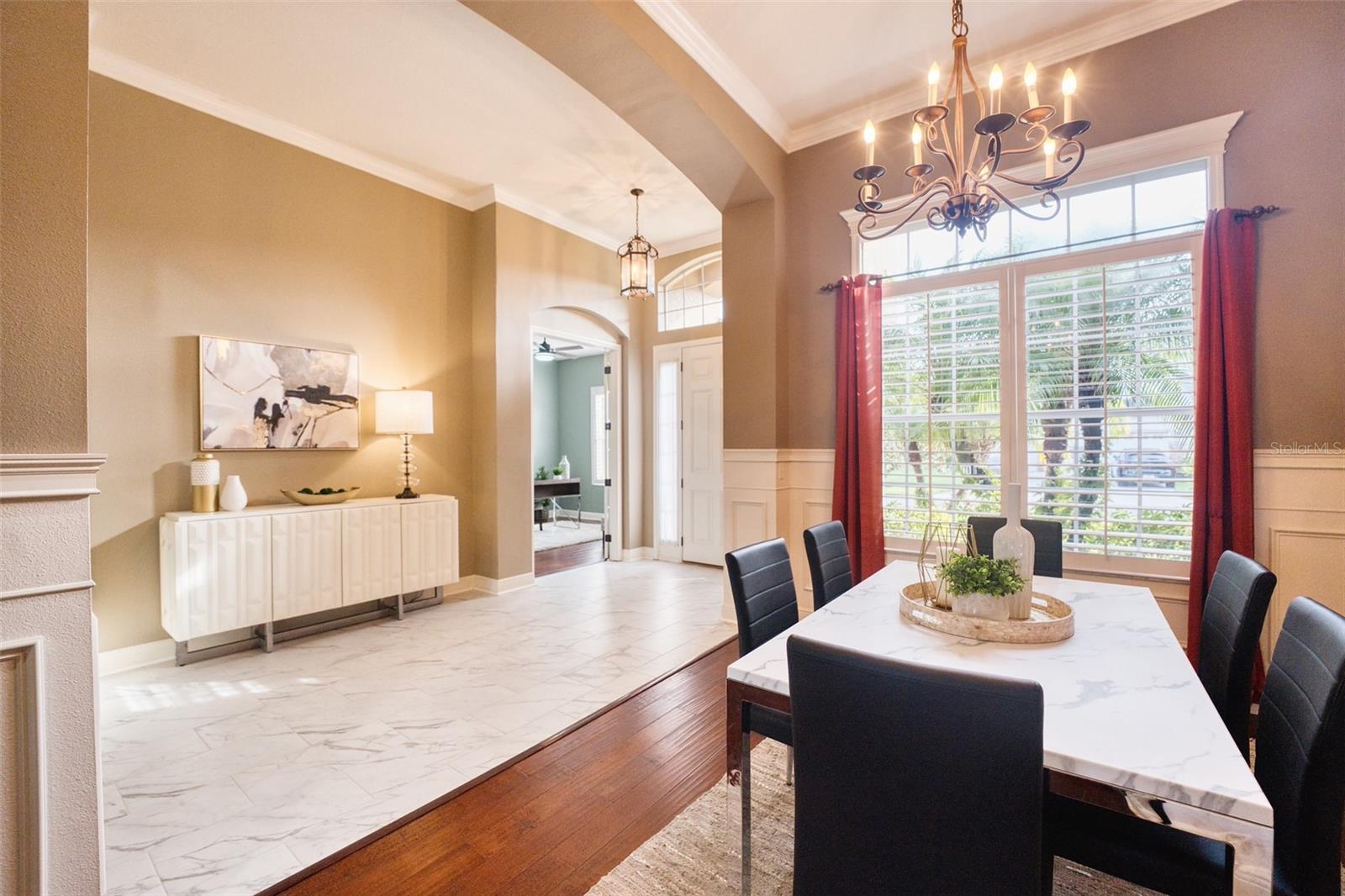 Listing photo id 9 for 10513 Palm Cove Avenue