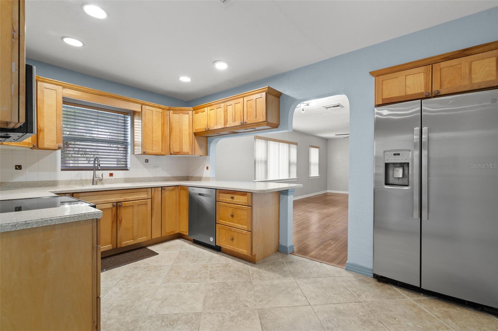 Image 16 of 44 For 486 27th Avenue N