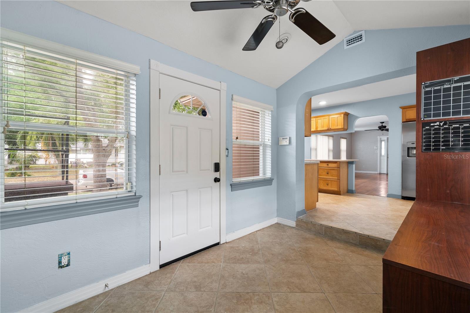 Image 21 of 44 For 486 27th Avenue N