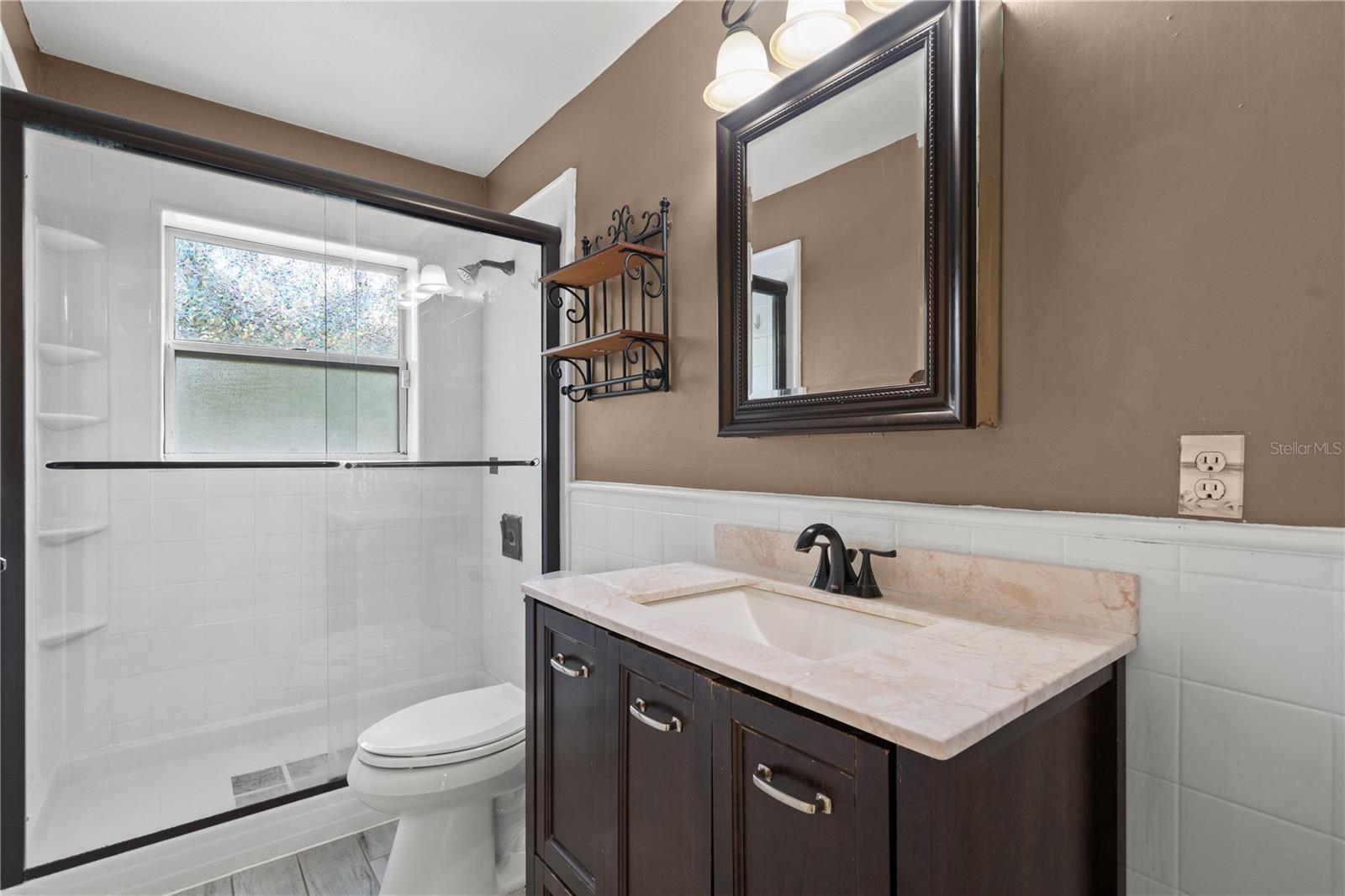 Image 27 of 44 For 486 27th Avenue N