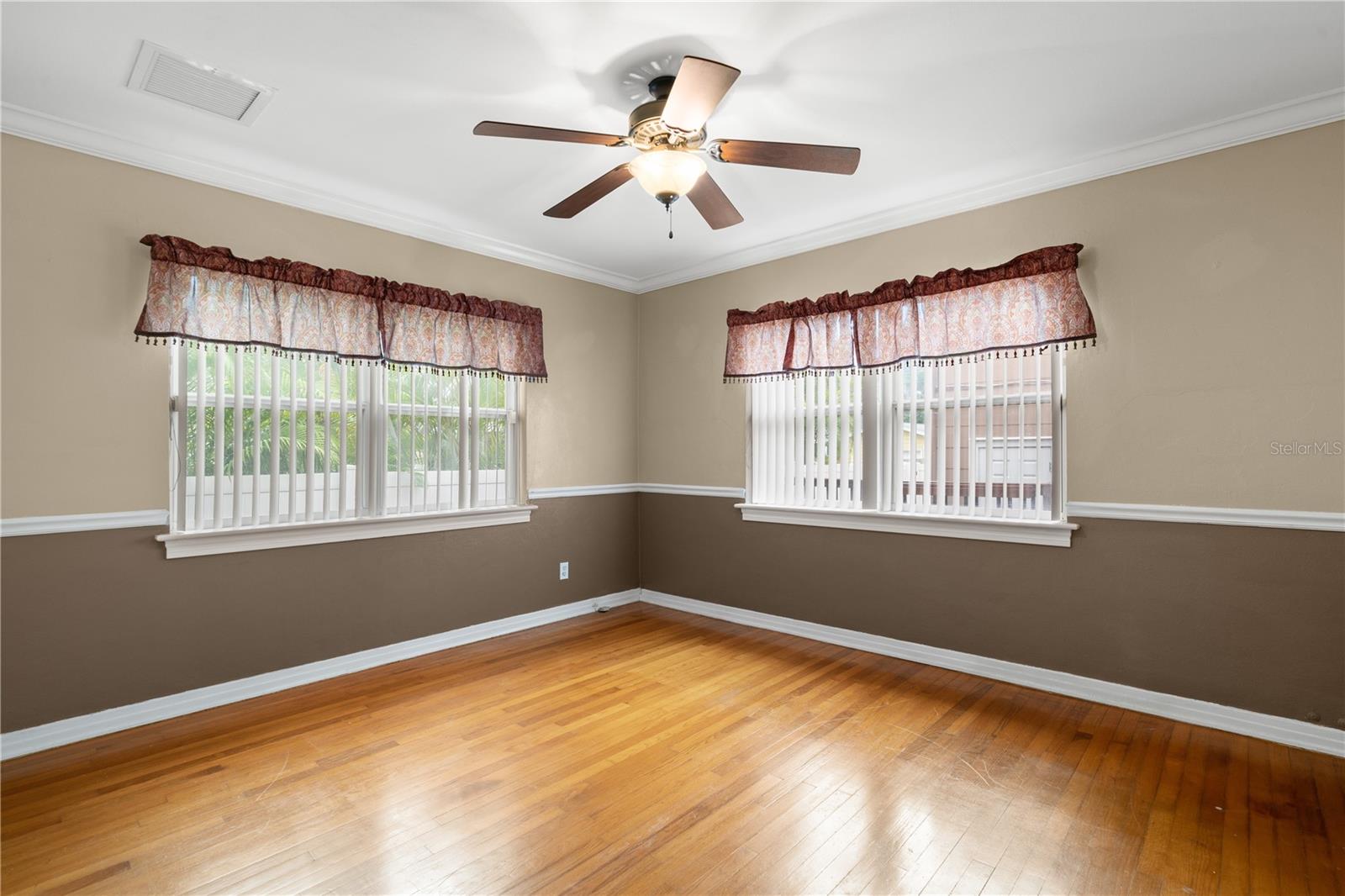 Image 29 of 44 For 486 27th Avenue N