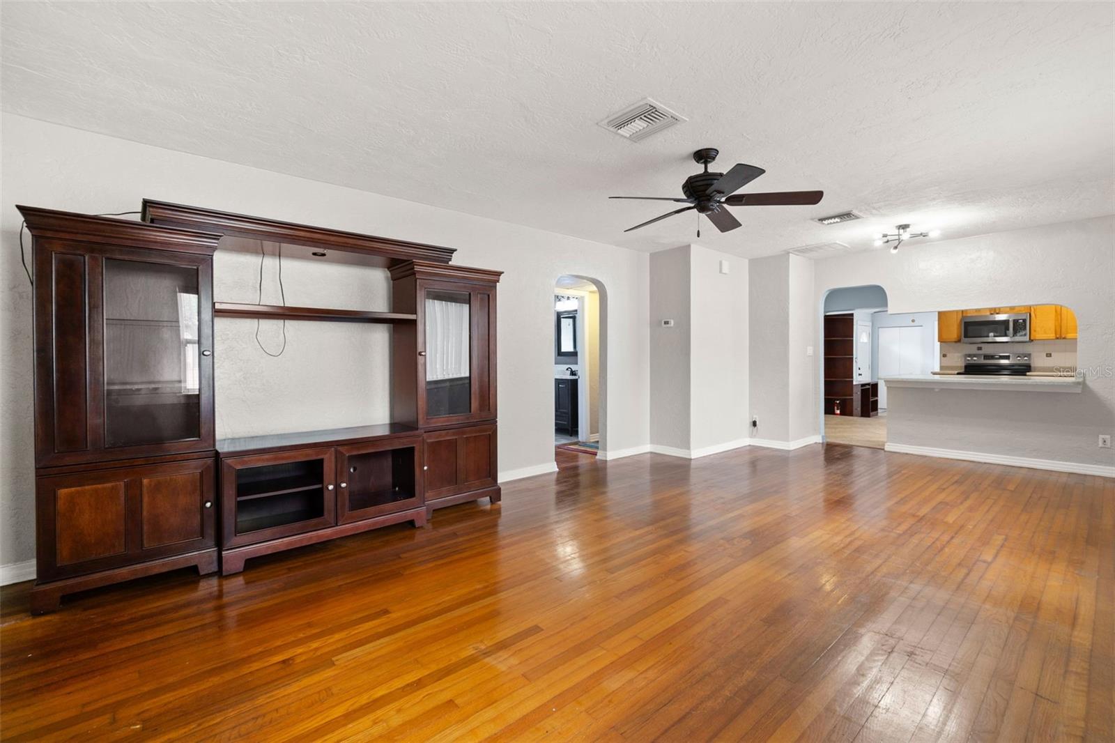 Image 8 of 44 For 486 27th Avenue N