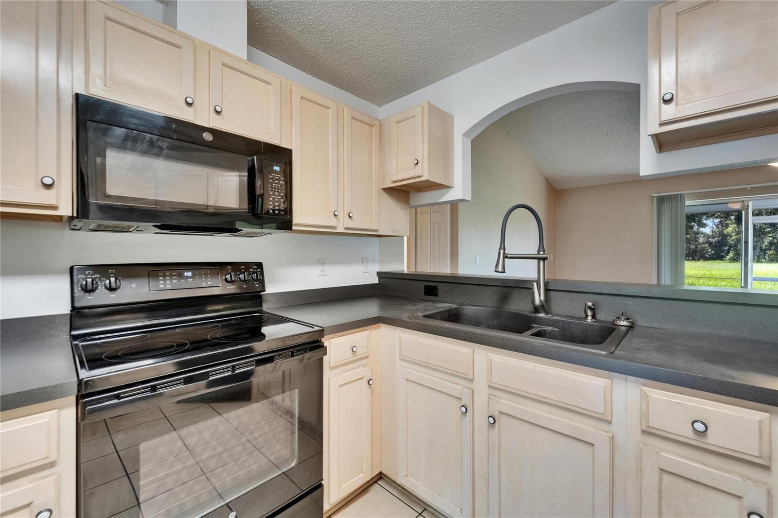 Image 18 of 77 For 2719 Wilder Trace Court