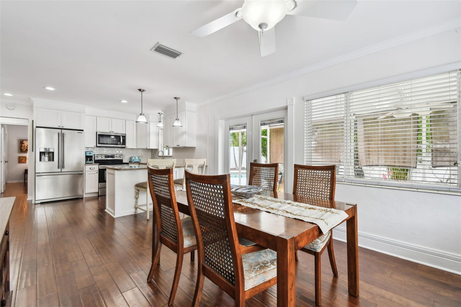 Image 17 of 41 For 2560 51st Street N