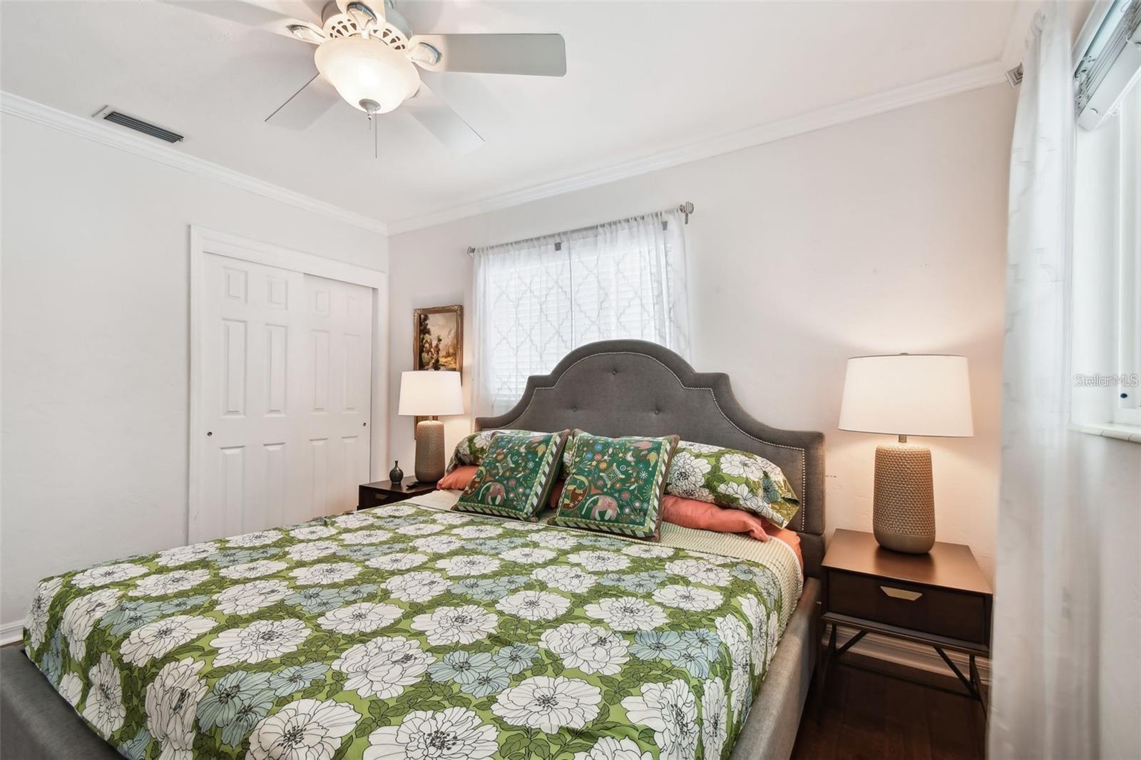 Image 20 of 41 For 2560 51st Street N
