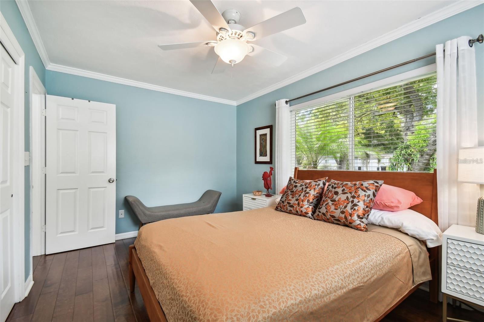 Image 22 of 41 For 2560 51st Street N