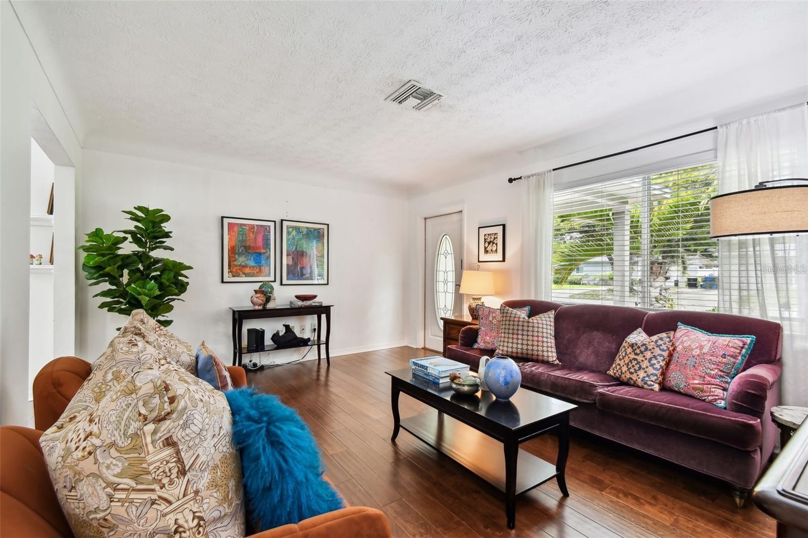 Image 4 of 41 For 2560 51st Street N