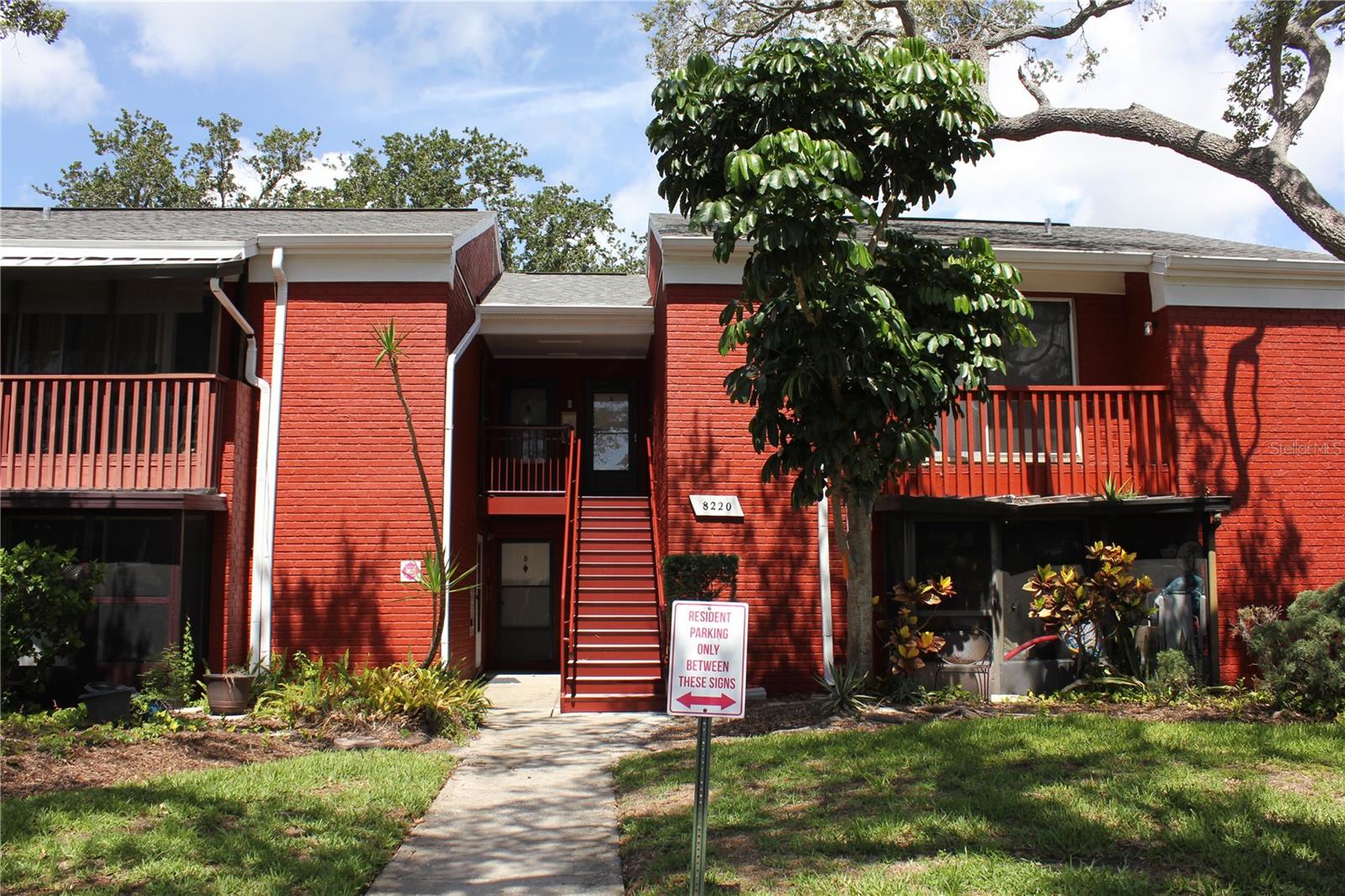 Details for 8220 12th Way N H, ST PETERSBURG, FL 33702