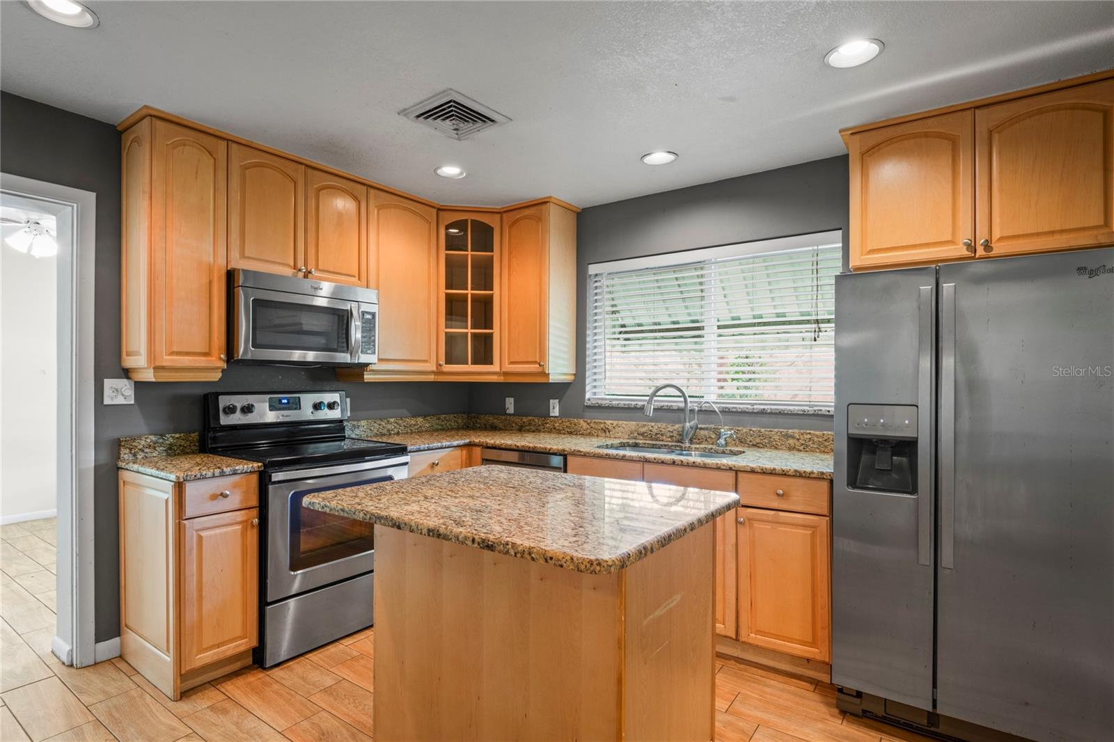 Image 16 of 60 For 7515 Ola Avenue