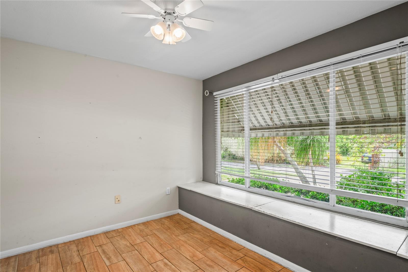 Image 22 of 60 For 7515 Ola Avenue
