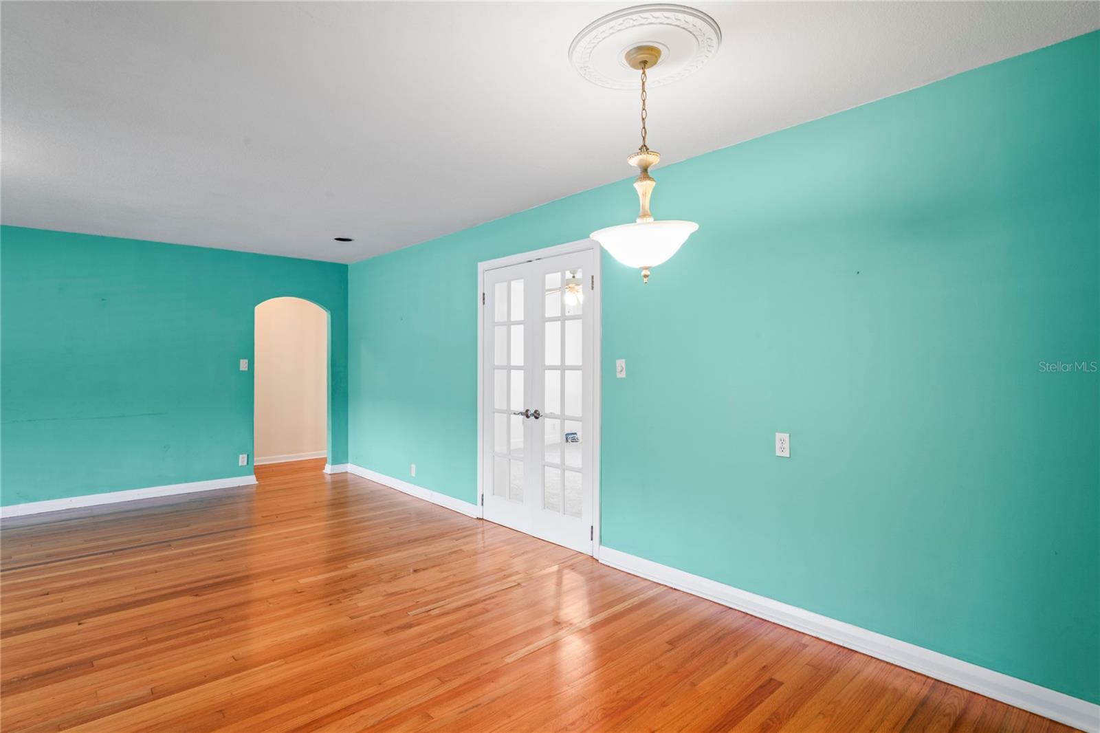 Image 24 of 60 For 7515 Ola Avenue