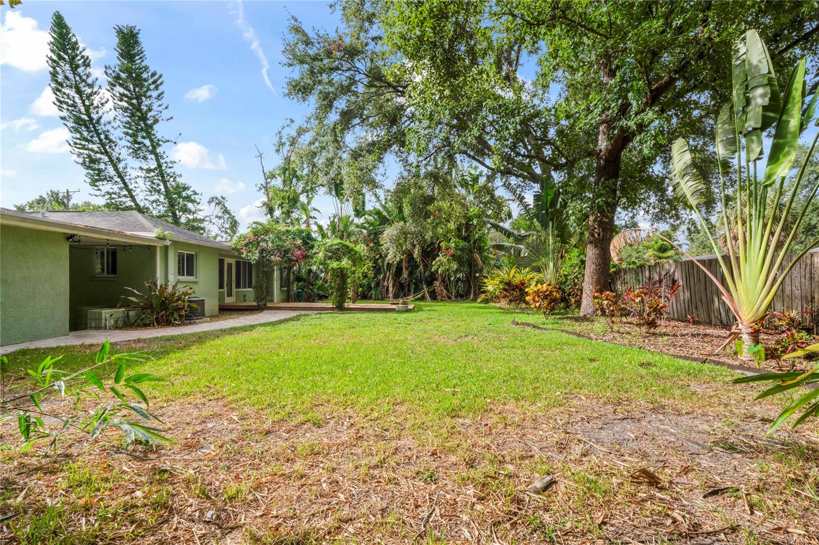 Image 46 of 60 For 7515 Ola Avenue