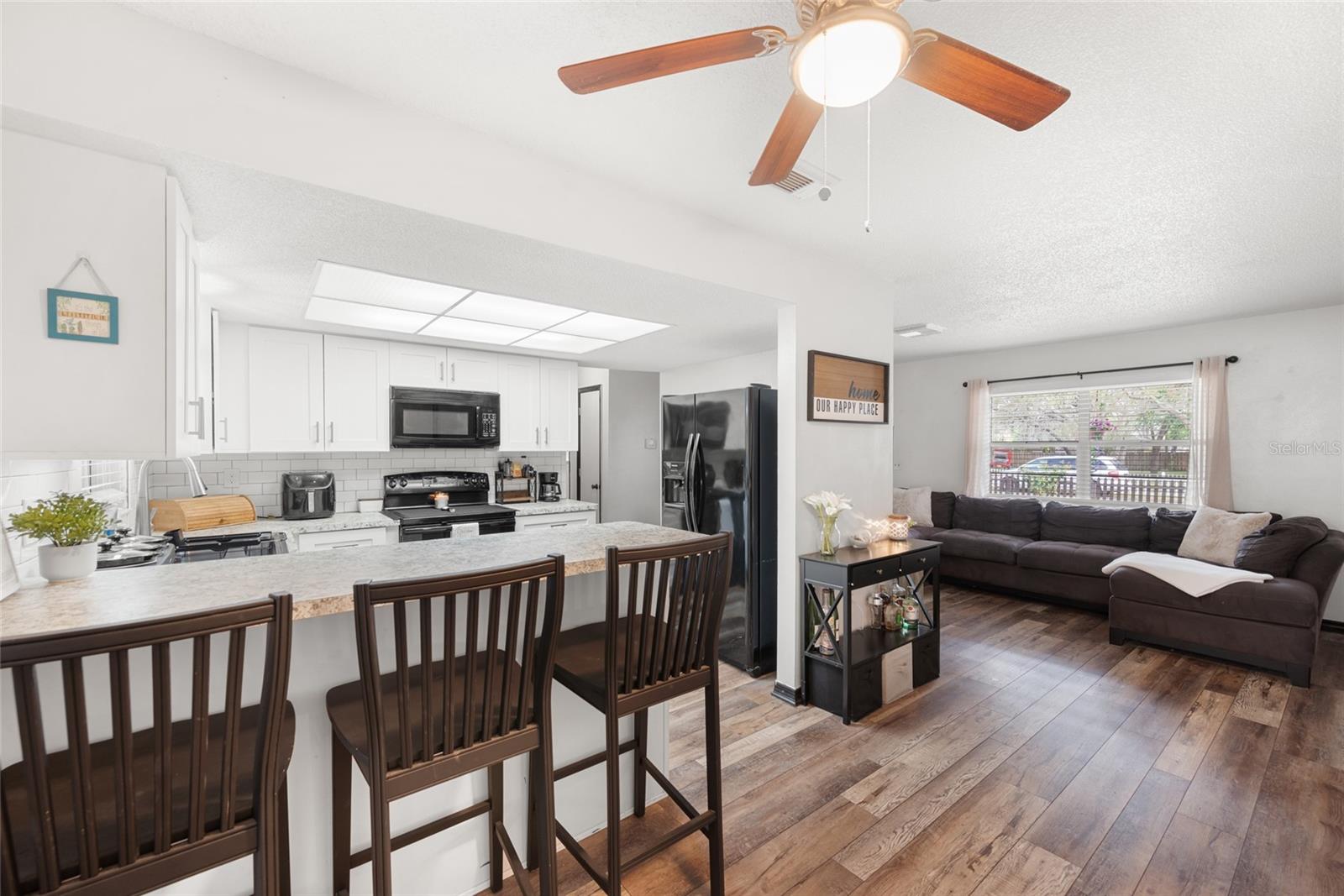 Image 2 of 44 For 5533 Golden Nugget Drive