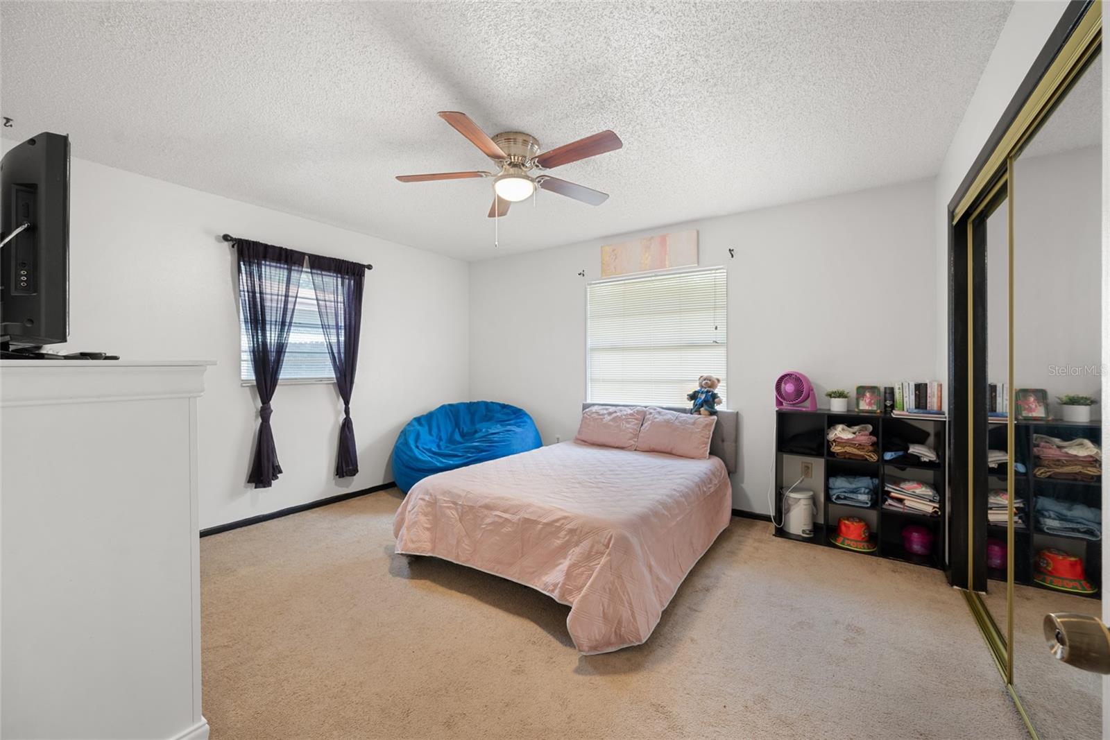 Image 25 of 44 For 5533 Golden Nugget Drive
