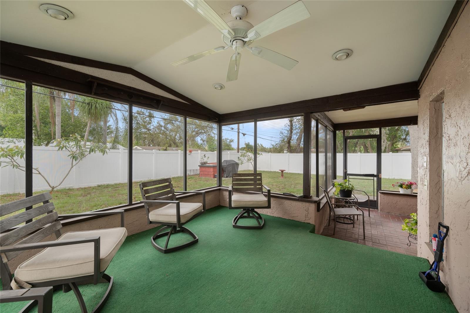 Image 29 of 44 For 5533 Golden Nugget Drive